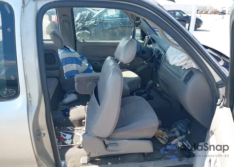 2004 Toyota Tacoma from USA, damaged, VIN 5TEVL52N04Z436856